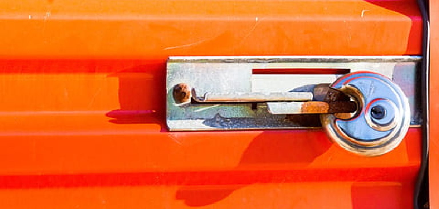 How to Open a Storage Unit Lock Without a Key in 6 Steps