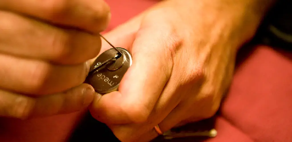 How to Pick a Kwikset Lock