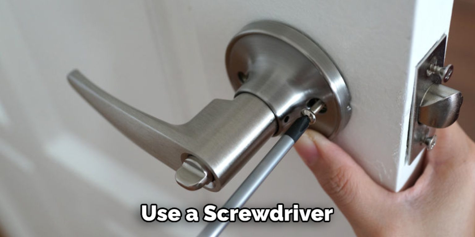 How to Lock Pantry Door 8 Methods to Follow (2024)