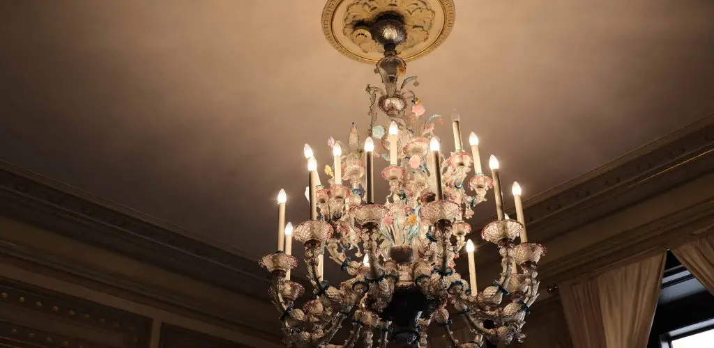 How to Replace Light Bulbs in High Ceiling Chandelier
