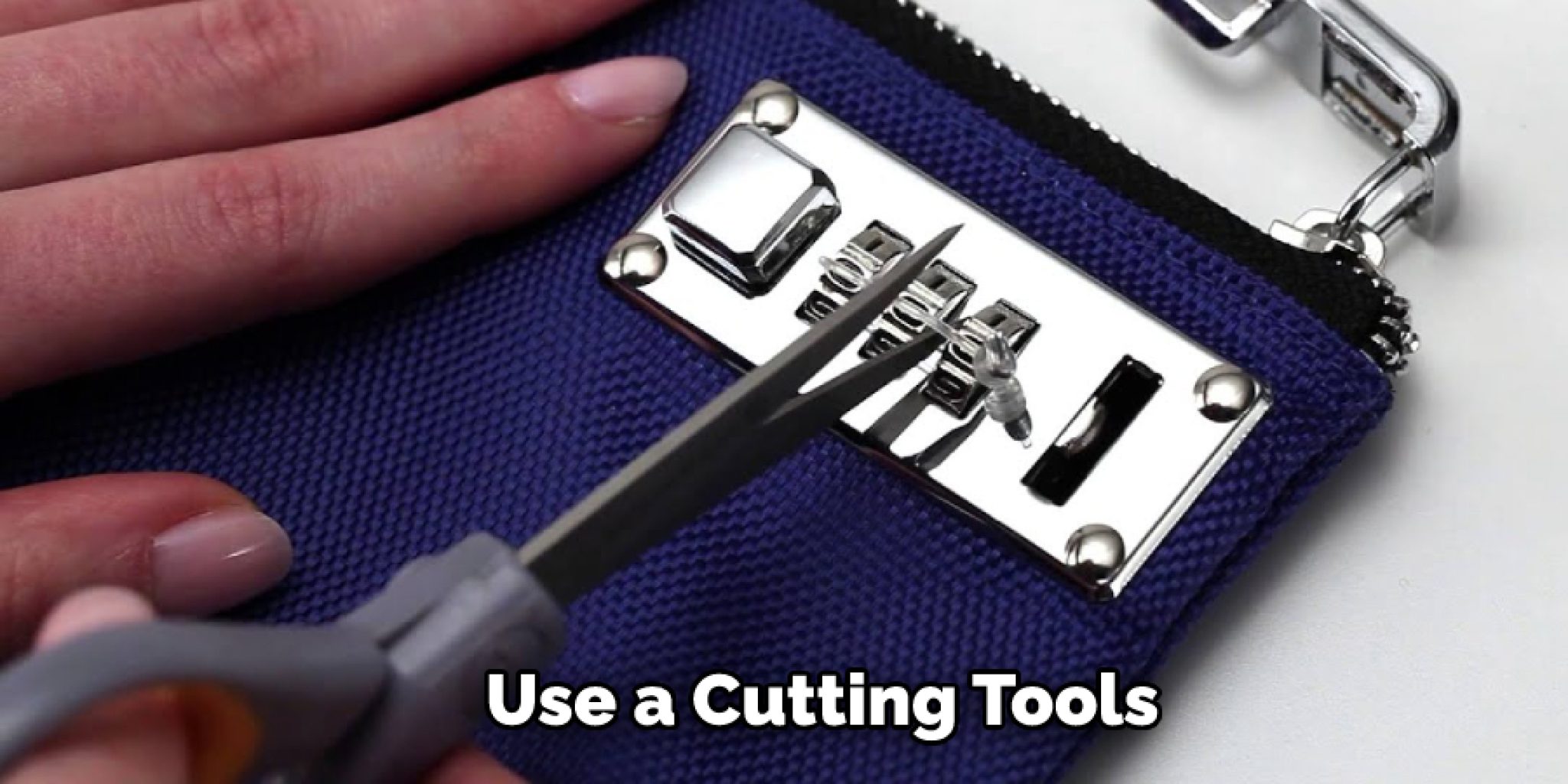 How to Crack a Vaultz Lock Box Step by Step Guide (2024)