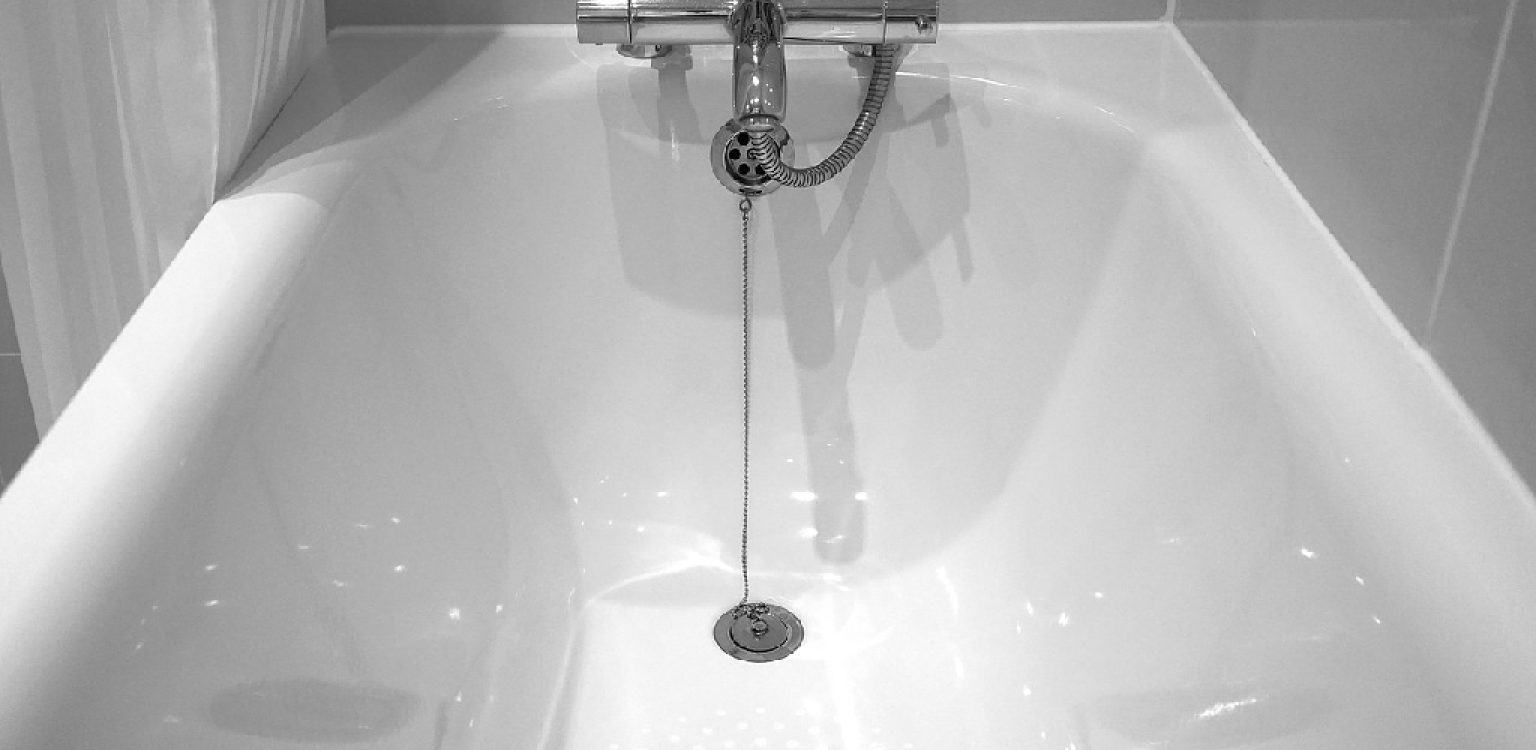 How to Clean Bath Fitters Tub in 09 Easy Steps (2024)