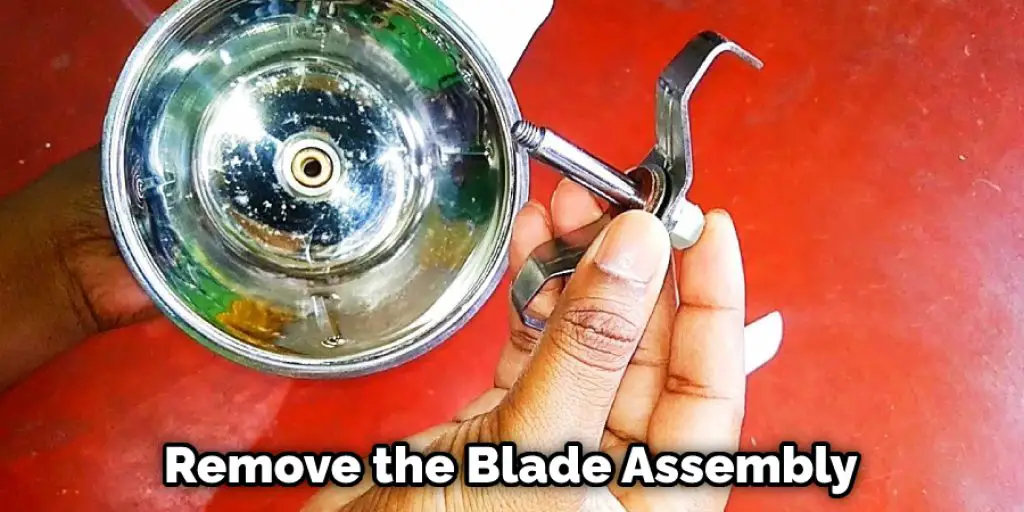 Remove the Blade Assembly