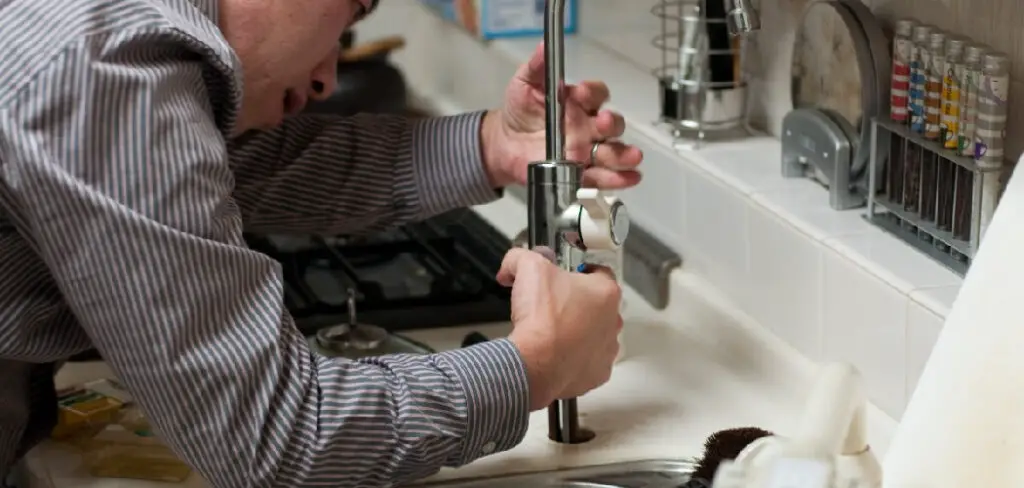 How to Tighten Sink Faucet