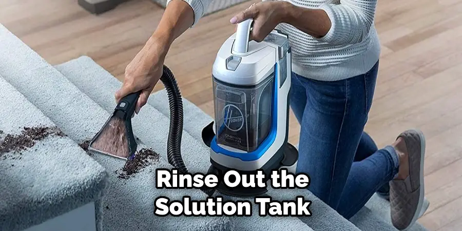 Rinse Out the Solution Tank