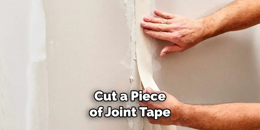 Cut a Piece of Joint Tape