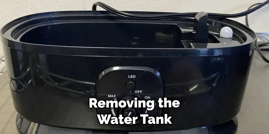 Removing the Water Tank
