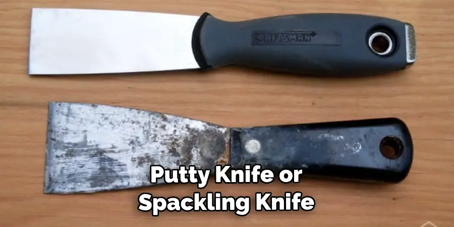putty knife or spackling knife