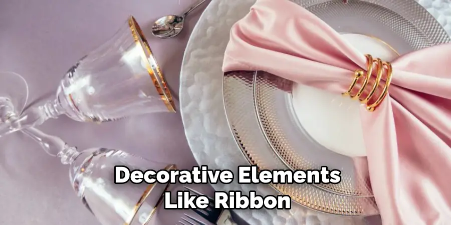 Decorative Elements
Like Ribbon