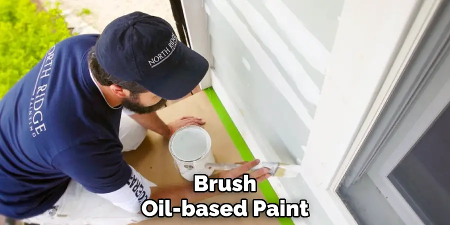 Brush Oil-based paint