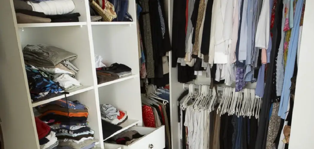 How to Downsize Wardrobe
