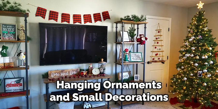 Hanging Ornaments and Small Decorations