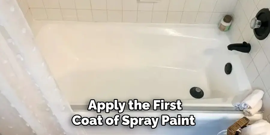 Apply the First Coat of Spray Paint 