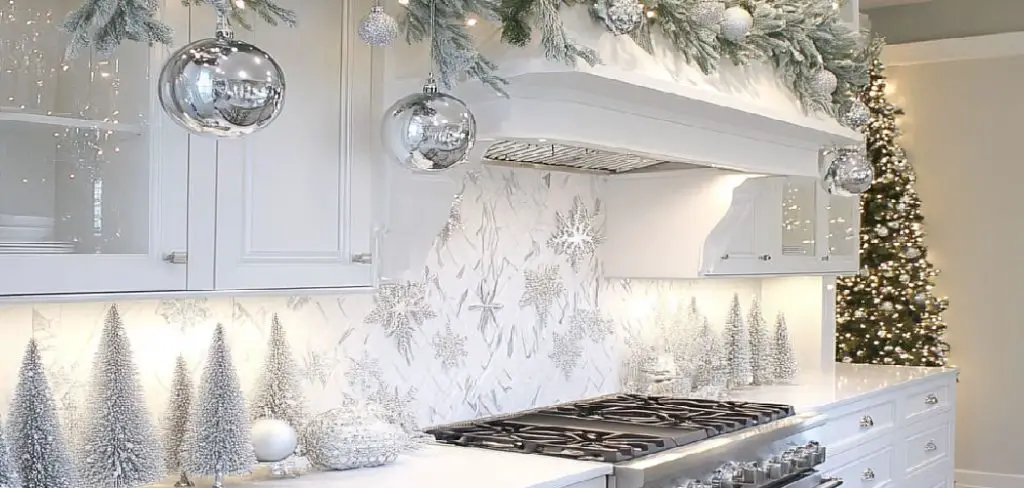 How to Decorate Top of Kitchen Cabinets for Christmas